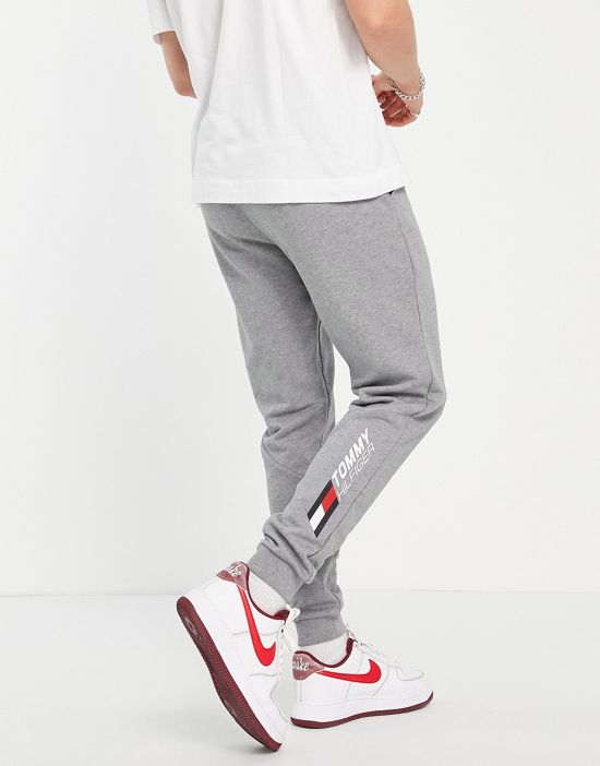 https://images.asos-media.com/products/tommy-hilfiger-performance-essentials-logo-cuffed-sweatpants-in-gray-heather/202454720-3?$n_550w$&wid=550&fit=constrain