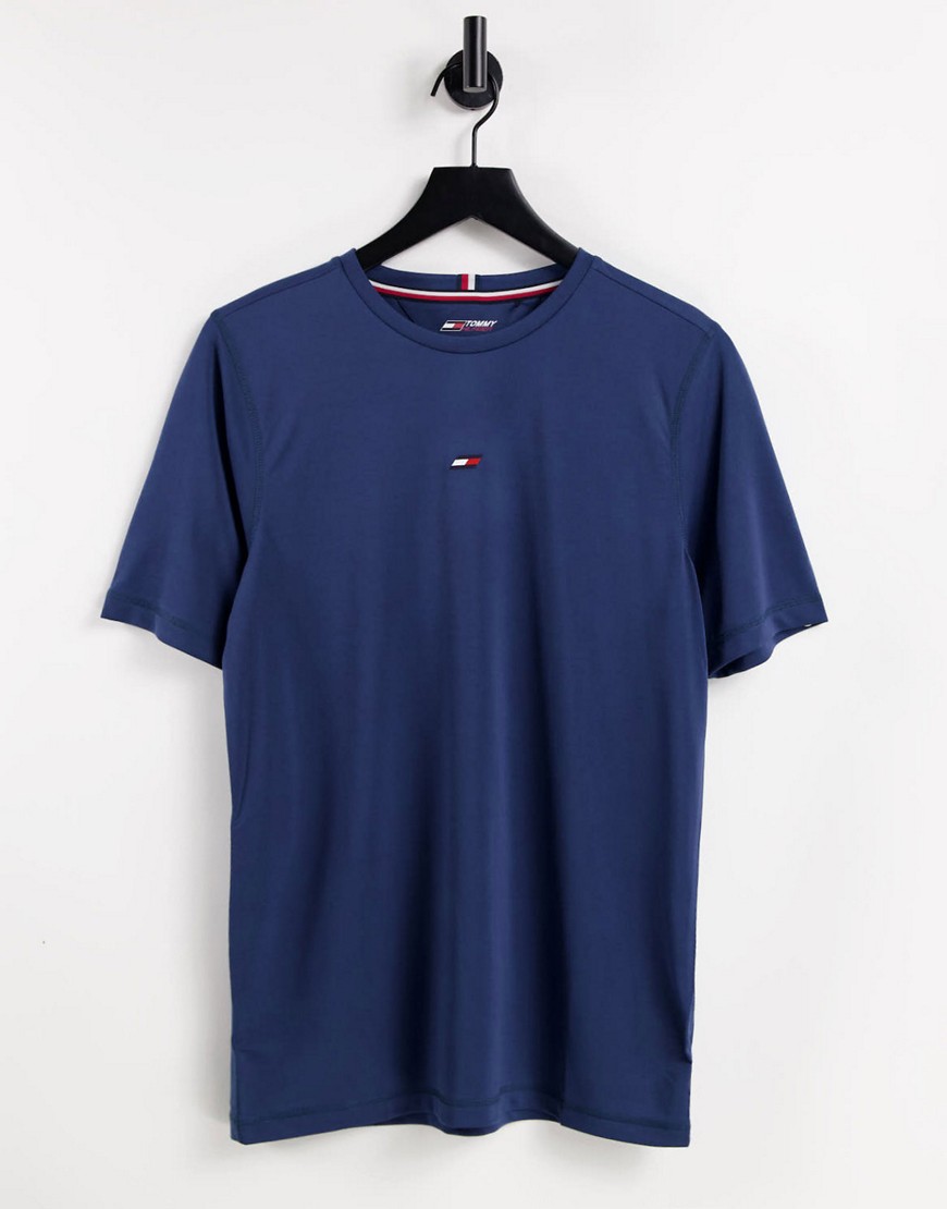 Tommy Hilfiger performance t-shirt with small chest flag logo in blue-Blues