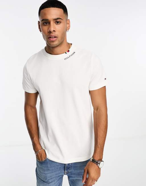 Tommy hilfiger t shirts deals round neck