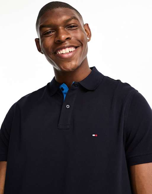 Tommy Hilfiger – Polohemd in Marineblau mit farblich abgesetztem Detail