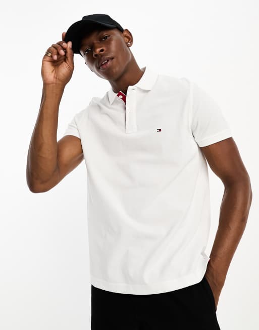 Tommy Hilfiger – Polohemd in Weiß mit farblich abgesetztem Detail