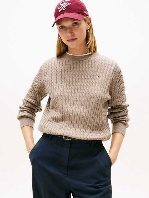 Tommy Hilfiger – Pullover in Hellgrau mit feinem Zopfstrickmuster und Rundhalsausschnitt - view 1