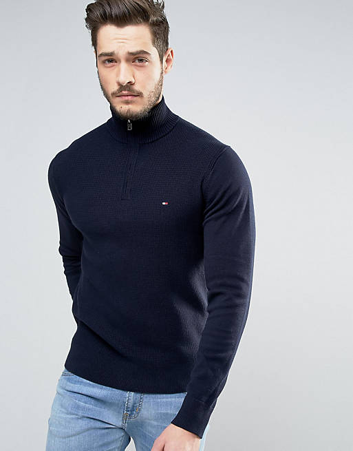 Tommy Hilfiger – Pullover mit kurzem Reißverschluss und Flaggen-Logo in  Marineblau | ASOS