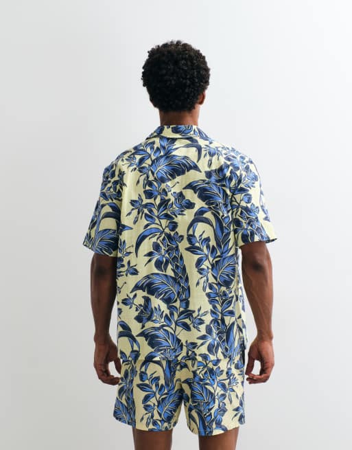 Tommy Hilfiger resort bowling tropical printed revere collar shirt co-ord in blue and yellow, 3 of 5
