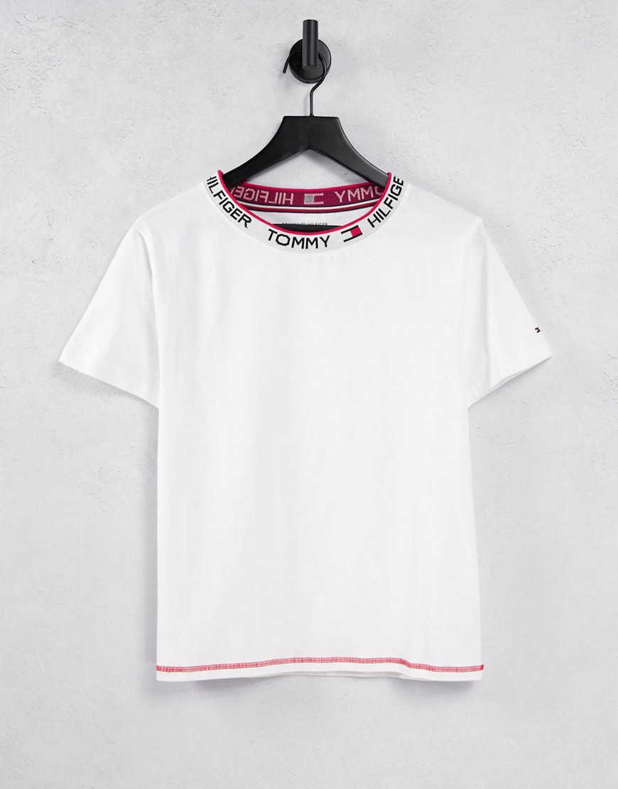 Tommy Hilfiger retro classic short sleeve tee in white