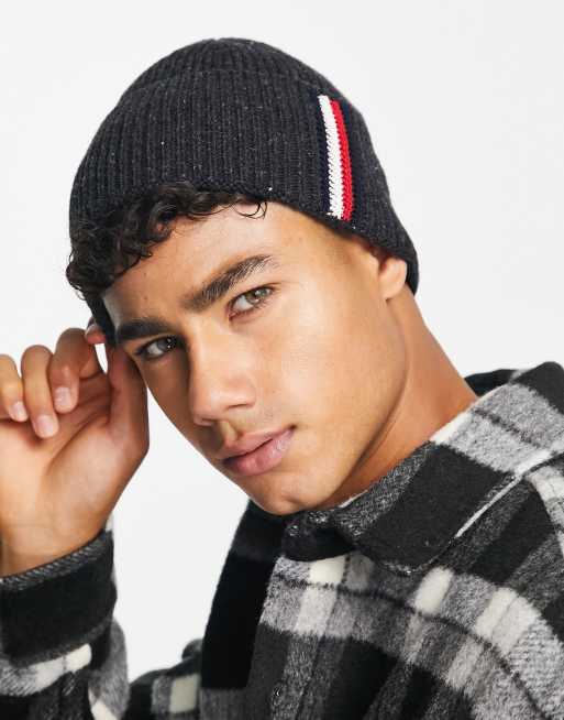 Tommy Hilfiger ribbed beanie in black with side stripe, 3 of 4