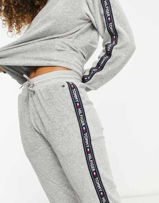 Womens grey tommy clearance hilfiger joggers