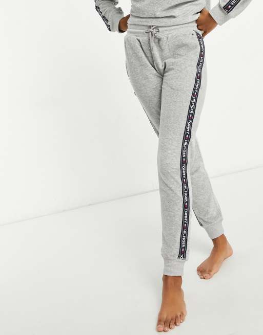 Tommy hilfiger best sale velour joggers