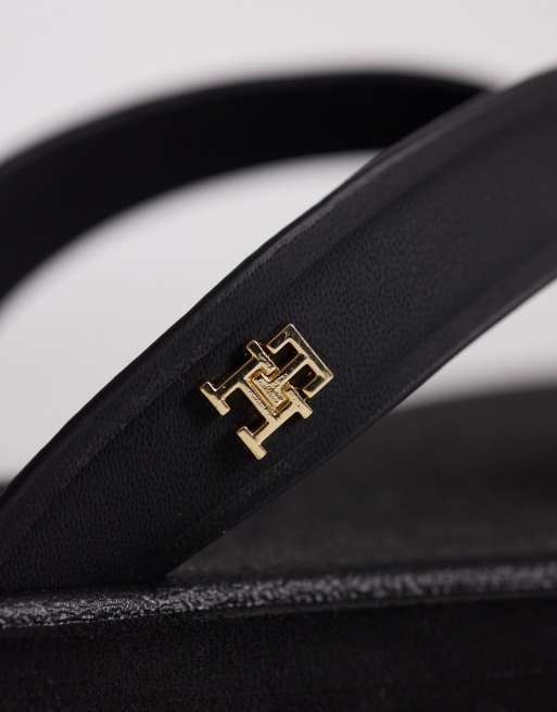 Tommy Hilfiger scandi thongs in black, 3 of 4