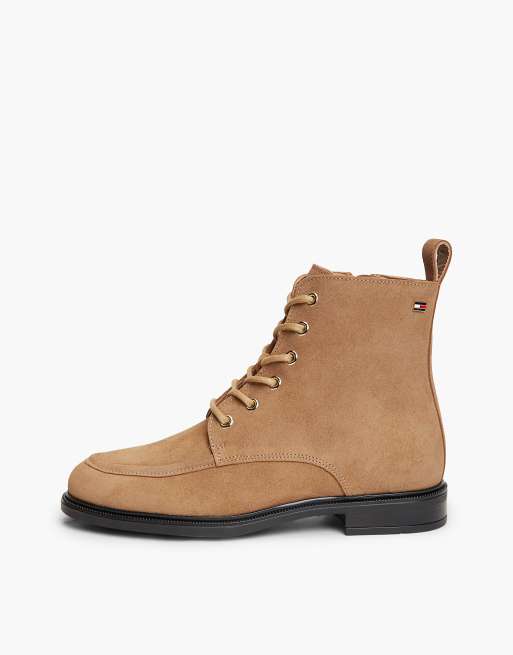 Tommy Hilfiger Schnürstiefel aus Wildleder mit Emaille-Flagge in Braun, 7 von 7