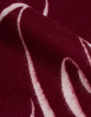 Tommy Hilfiger Script Logo Tassel Scarf In Red