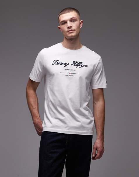Tommy Hilfiger script stacked centre logo t-shirt in white