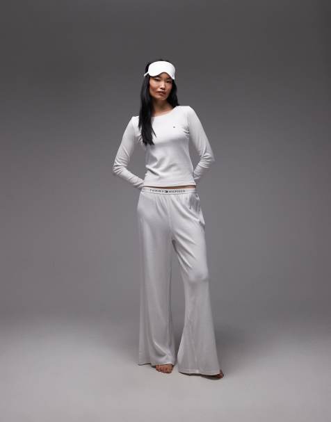 Tommy Hilfiger - Set regalo con top e pantaloni del pigiama e mascherina per gli occhi color bianco - view 1