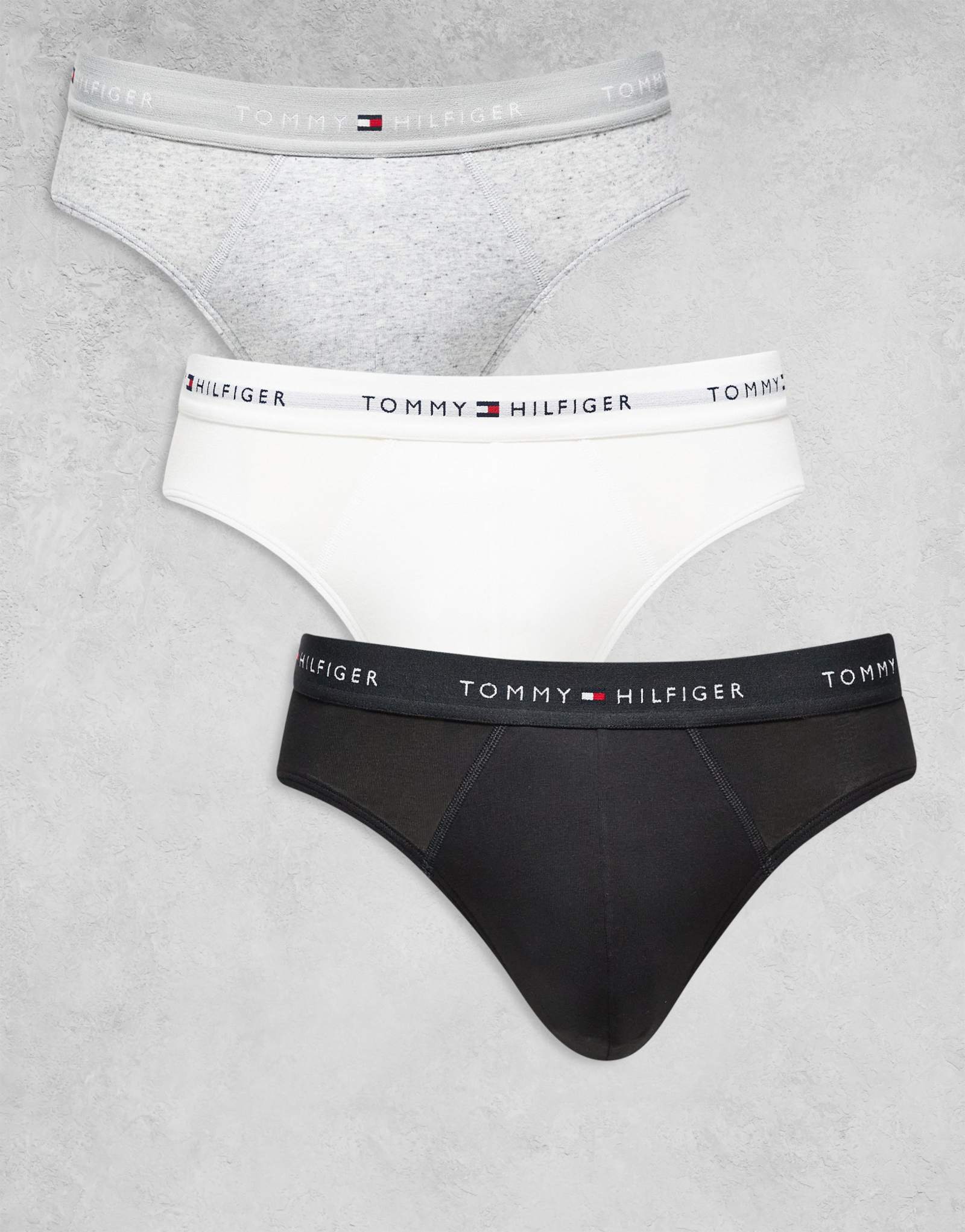 Трусы Tommy Hilfiger signature cotton essentials из 3 упаковок черного/белого/серого цвета