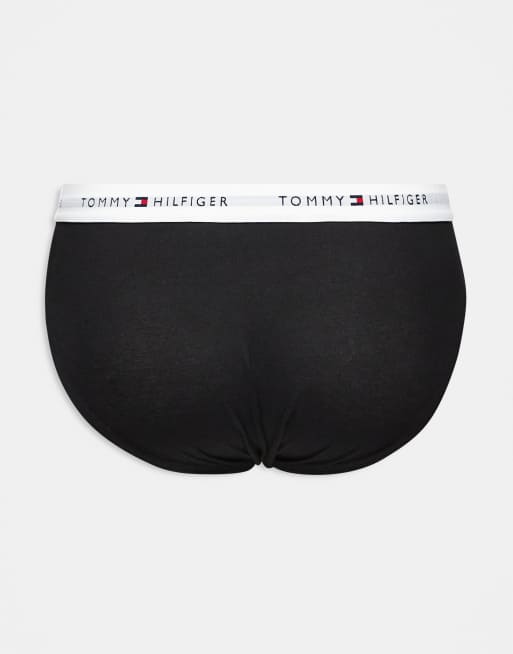 Tommy Hilfiger signature cotton essentials 3 pack briefs in black with white waistbands, 3 of 3