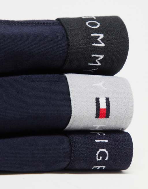 Tommy Hilfiger signature cotton essentials 3 pack trunks in navy with coloured waistband, 3 of 4