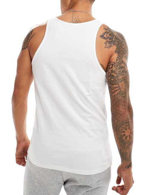 Tommy Hilfiger Signature Essential 3 pack tank top in white, 3 of 4