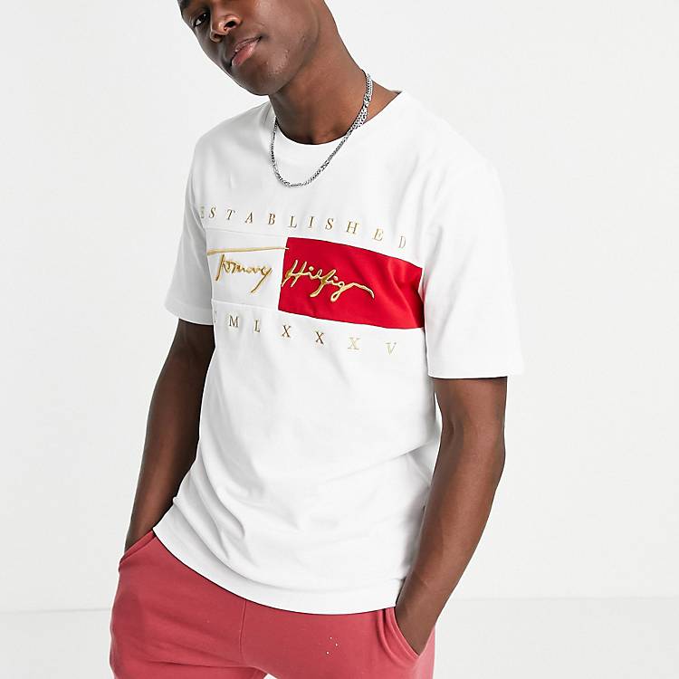 Tommy Hilfiger signature flag signature logo relaxed fit t-shirt in white |  ASOS