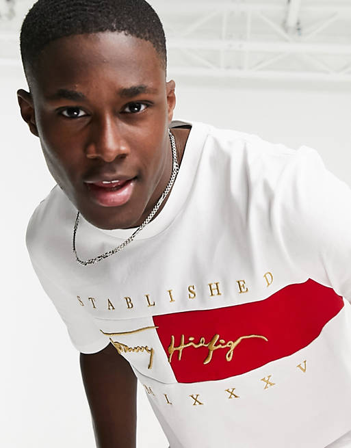 logo flag fit white t-shirt Hilfiger | signature signature ASOS relaxed in Tommy