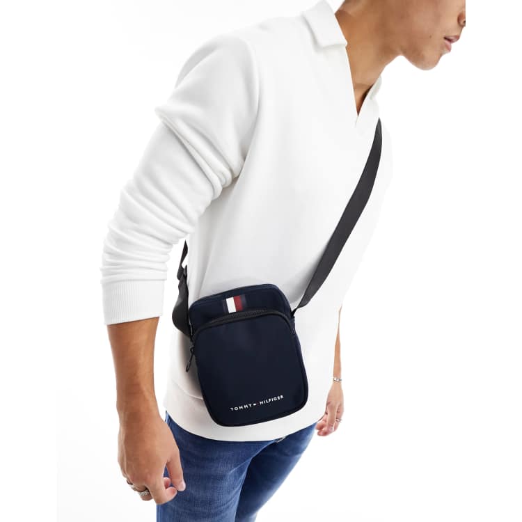 Tommy jeans store reporter bag