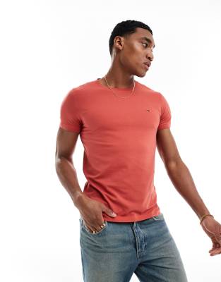 Tommy Hilfiger slim fit t-shirt in red φωτογραφία