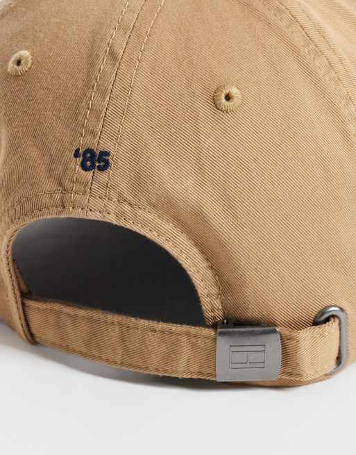 Tommy Hilfiger small flag logo essential cap in beige, 3 of 3