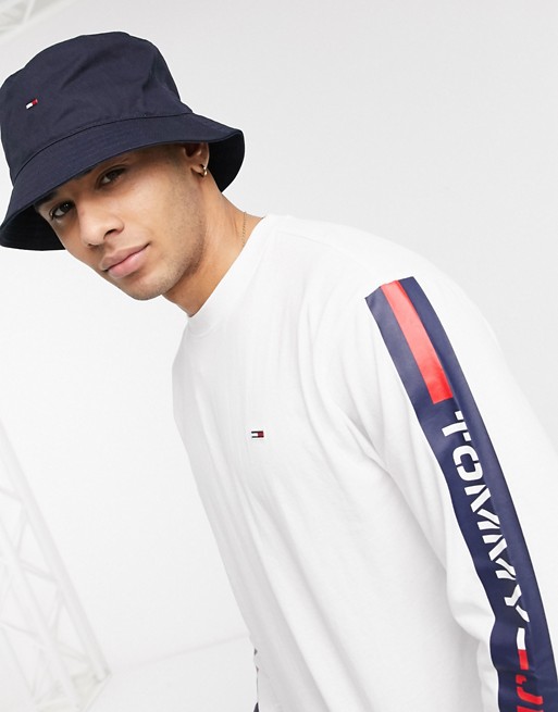 Tommy Hilfiger small logo bucket hat in navy