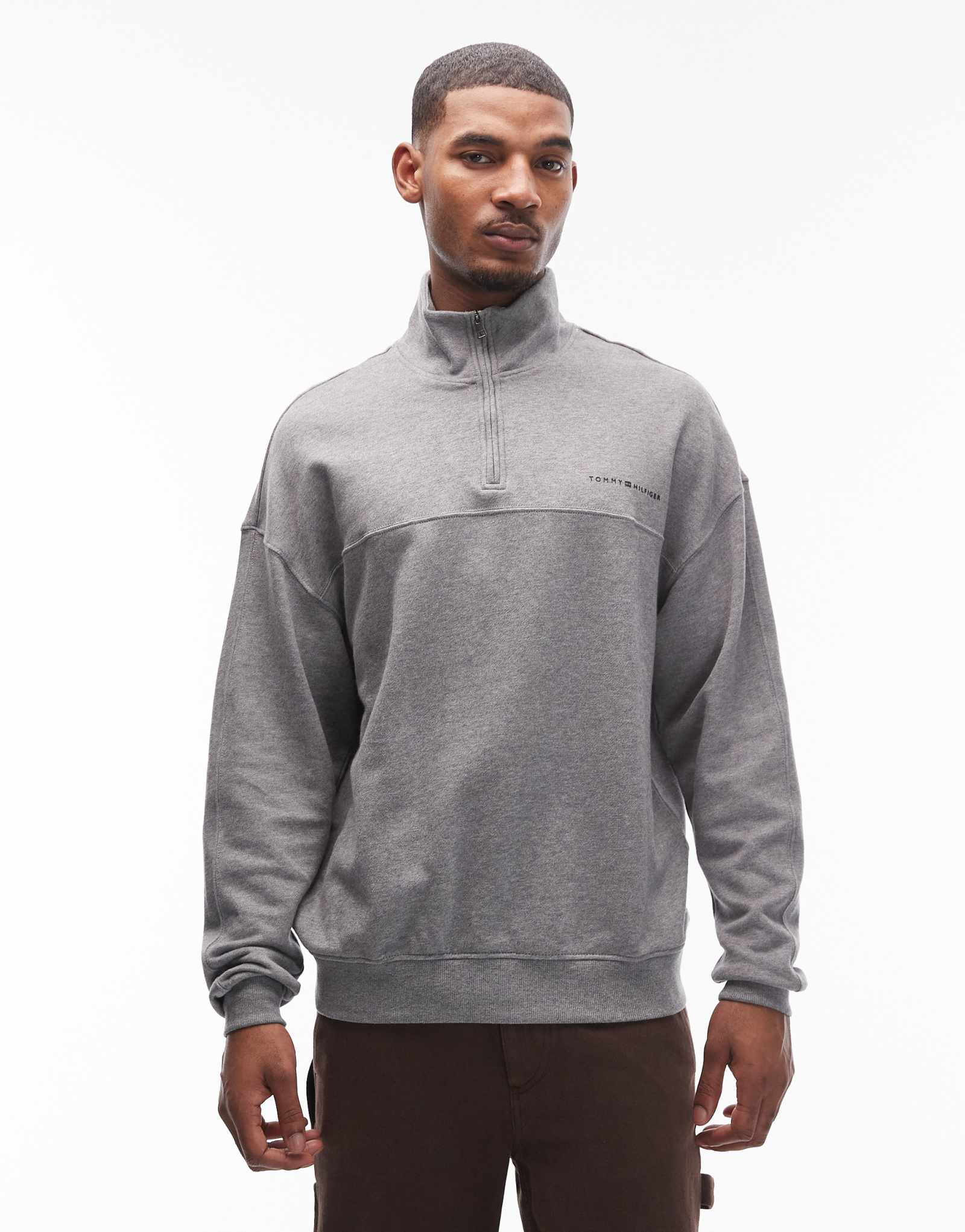 Толстовка на молнии с маленьким логотипом Tommy Hilfiger серого цвета