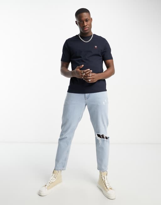 Tommy Hilfiger in T-shirt | small logo ASOS navy