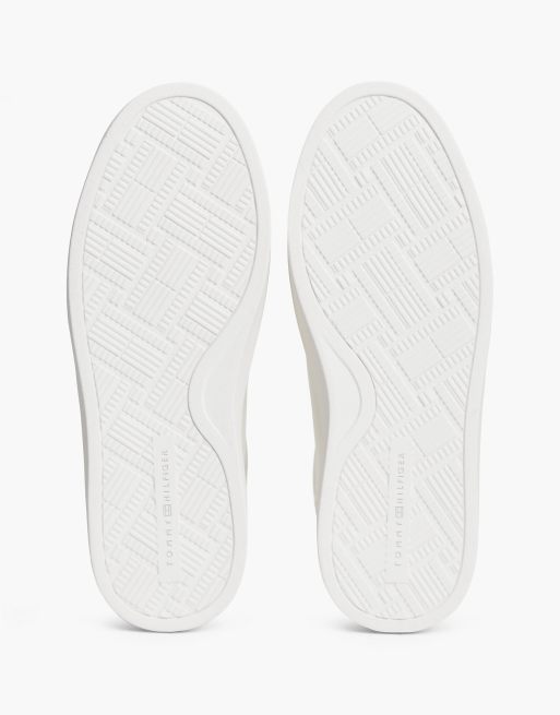 Tommy Hilfiger Sneaker aus genarbtem Leder mit Cupsohle in Ecru, 5 von 7