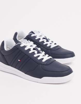 Tommy Hilfiger Sneaker Mit Dicker Sohle In Marineblau Schwarz Herrenmode Suchmaschine Ladendirekt De