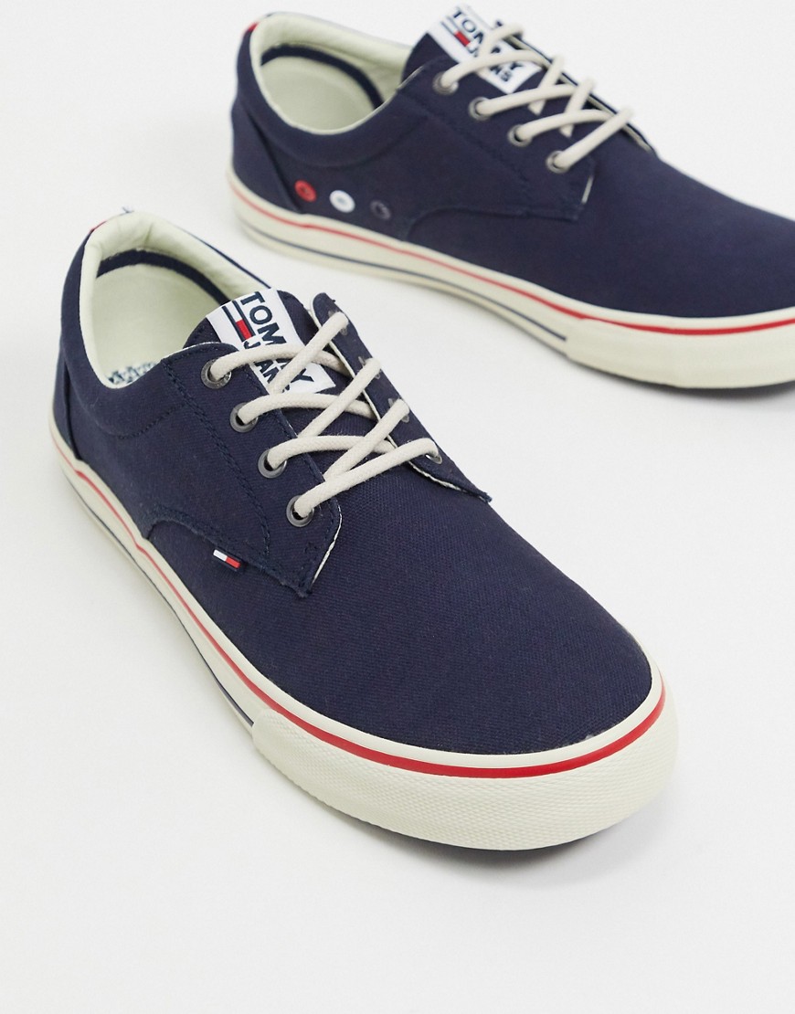 Tommy Hilfiger sneakers in navy