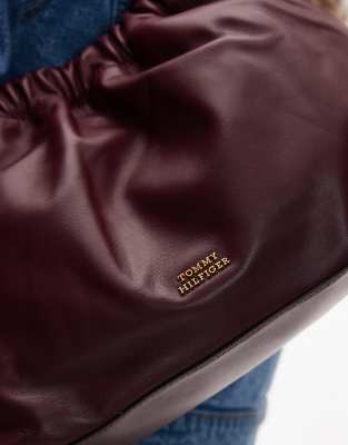 Tommy Hilfiger Soft Leather Slouchy Shoulder Handbag In Red
