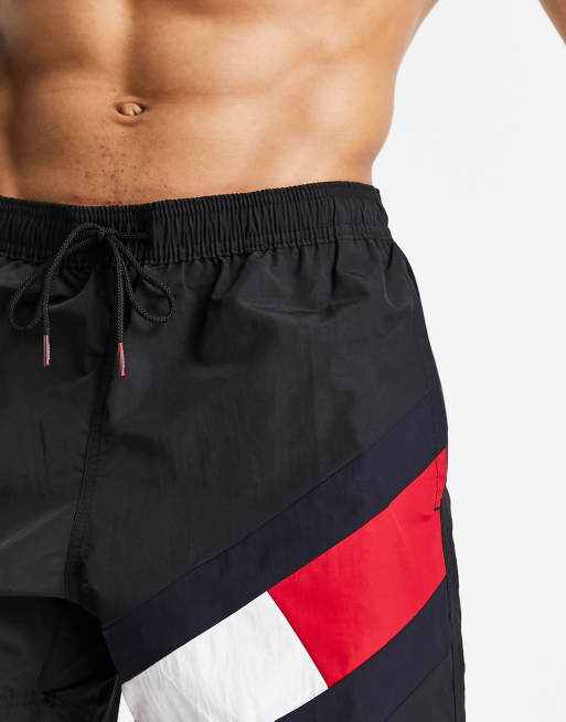 Tommy Hilfiger - Sorte badeshorts med logo på siden, 3 af 4