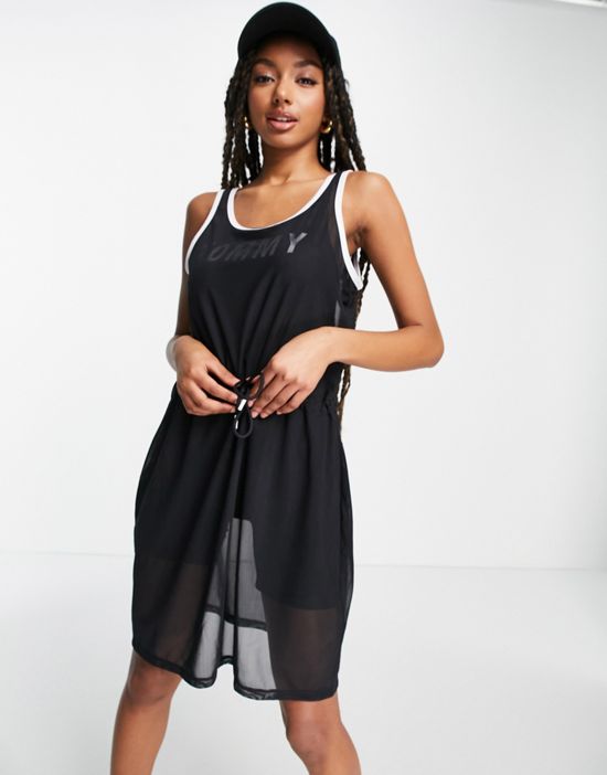 https://images.asos-media.com/products/tommy-hilfiger-sport-bodysuit-power-mesh-overlay-in-black/202521691-4?$n_550w$&wid=550&fit=constrain