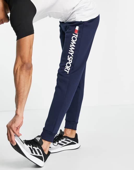 Hilfiger hot sale jogger pants