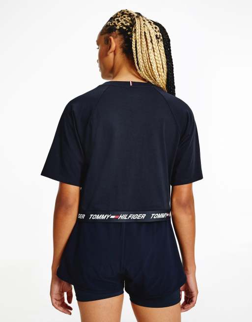 Tommy Hilfiger Sport - T-shirt comoda blu navy con logo sull'orlo, 3 di 4