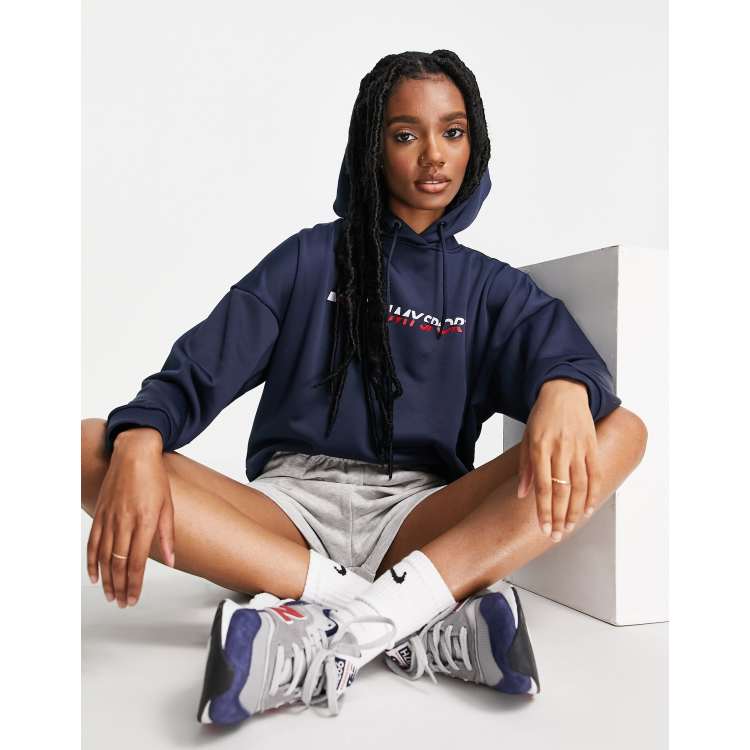 Tommy sport best sale crop hoodie