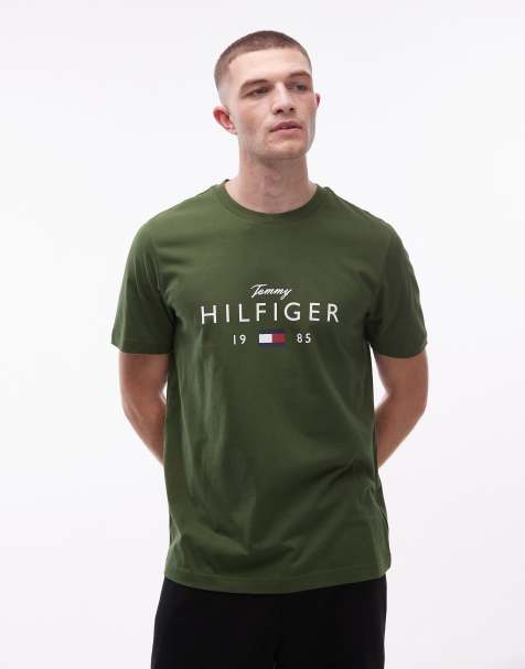 Tommy Hilfiger stacked centre logo t-shirt in dark green