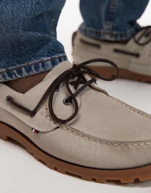 Tommy Hilfiger suede boat shoe in beige, 4 of 4