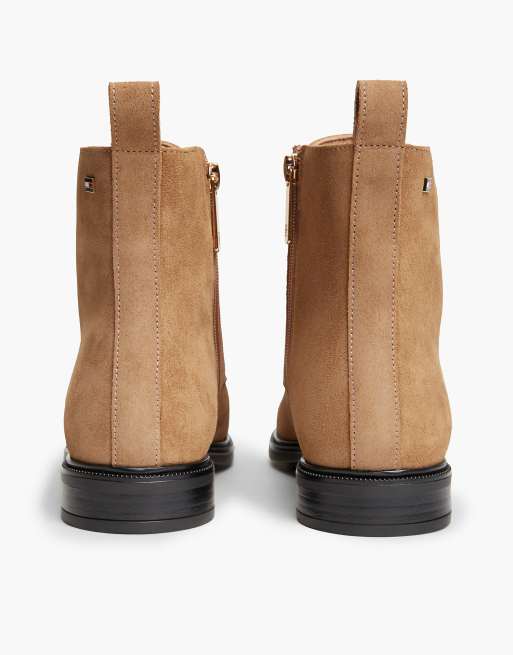 Tommy Hilfiger Suede enamel flag lace-up boots in brown, 4 of 7