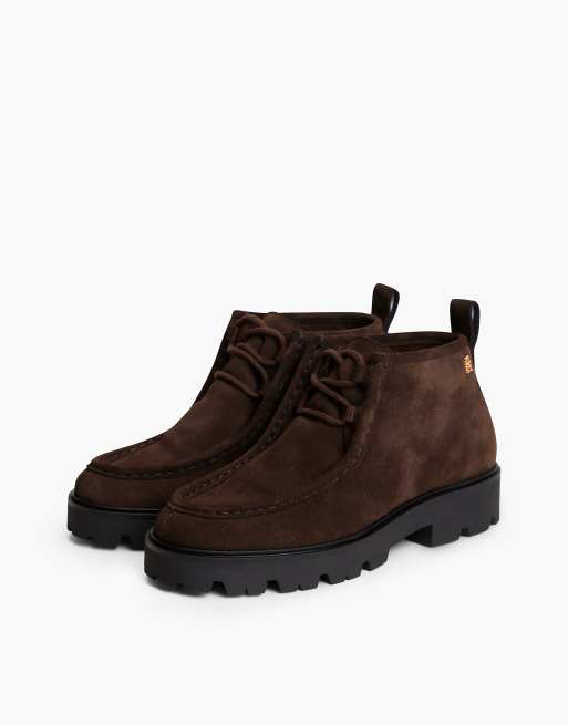 Tommy Hilfiger Suede lace-up cleat chukka boots in fondant brown, 2 of 7