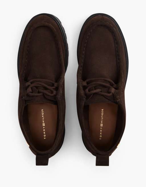 Tommy Hilfiger Suede lace-up cleat chukka boots in fondant brown, 3 of 7