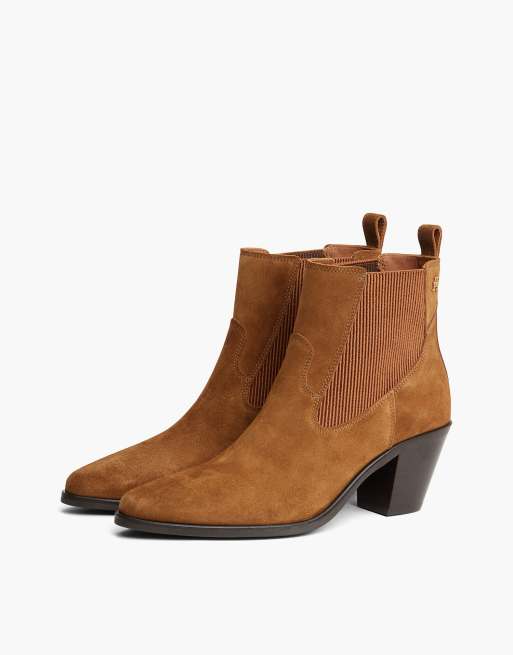 Tommy Hilfiger Suede western chelsea boots in brown, 2 of 7