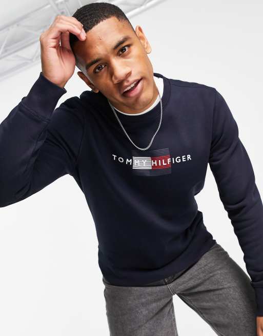 Tommy Hilfiger – Sweatshirt in Marineblau mit liniertem Flaggenlogo