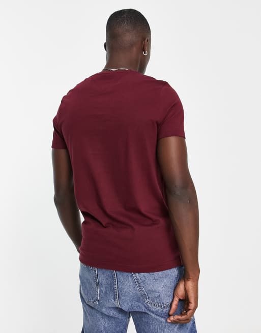 Tommy Hilfiger - T-shirt bordeaux in cotone con logo ricamato , 4 di 4