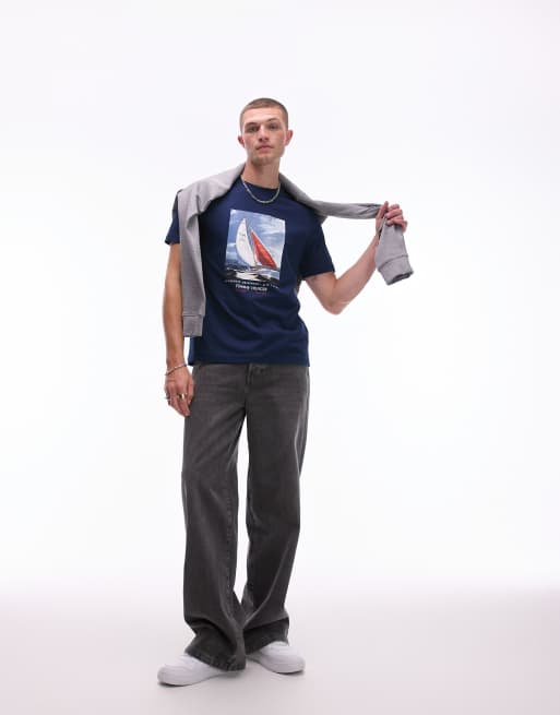Tommy Hilfiger - T-shirt color blu navy con stampa grafica di barca a vela, 3 di 4