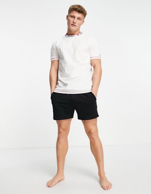 Tommy Hilfiger - T-shirt confort à bande logo au niveau du col - Blanc, 4 de 4