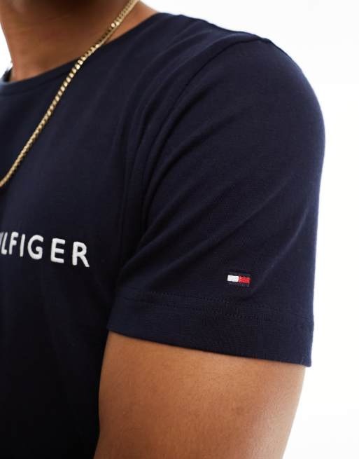 Tommy Hilfiger t-shirt i marineblå med broderet flaglogo, 3 af 4