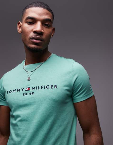 Tommy Hilfiger – T-Shirt in Grün mit Logo - view 1